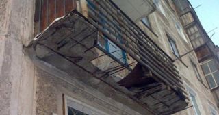 Демонтаж балкона Артем, цена от 2952 руб.